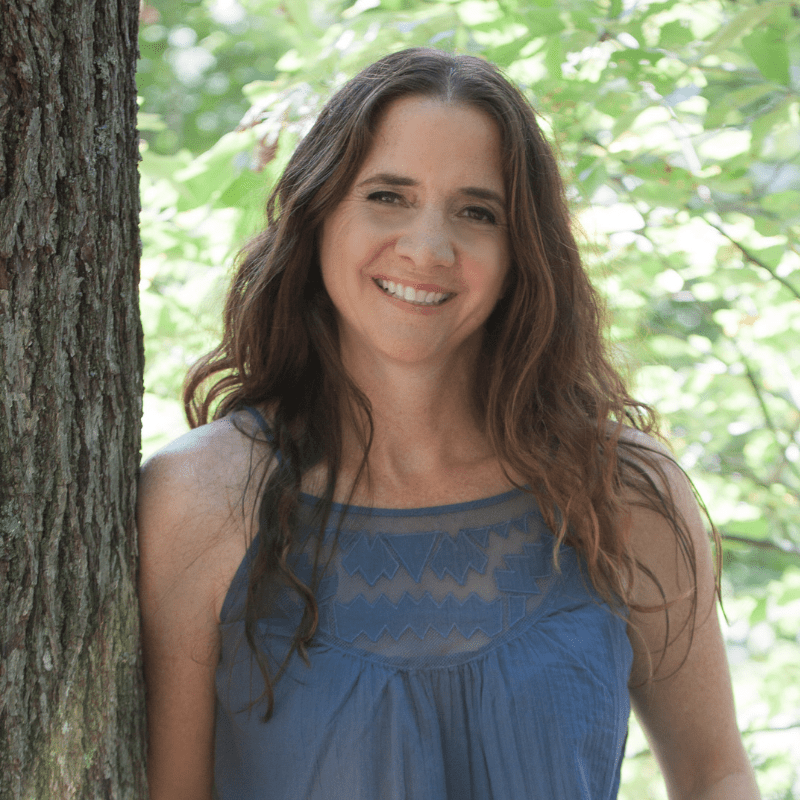 As a holistic healer and writer, Laura Di Franco shares her own brave writing process and teaches others to overcome their fears, share their voice, and live in authentic way. The Brave Files.